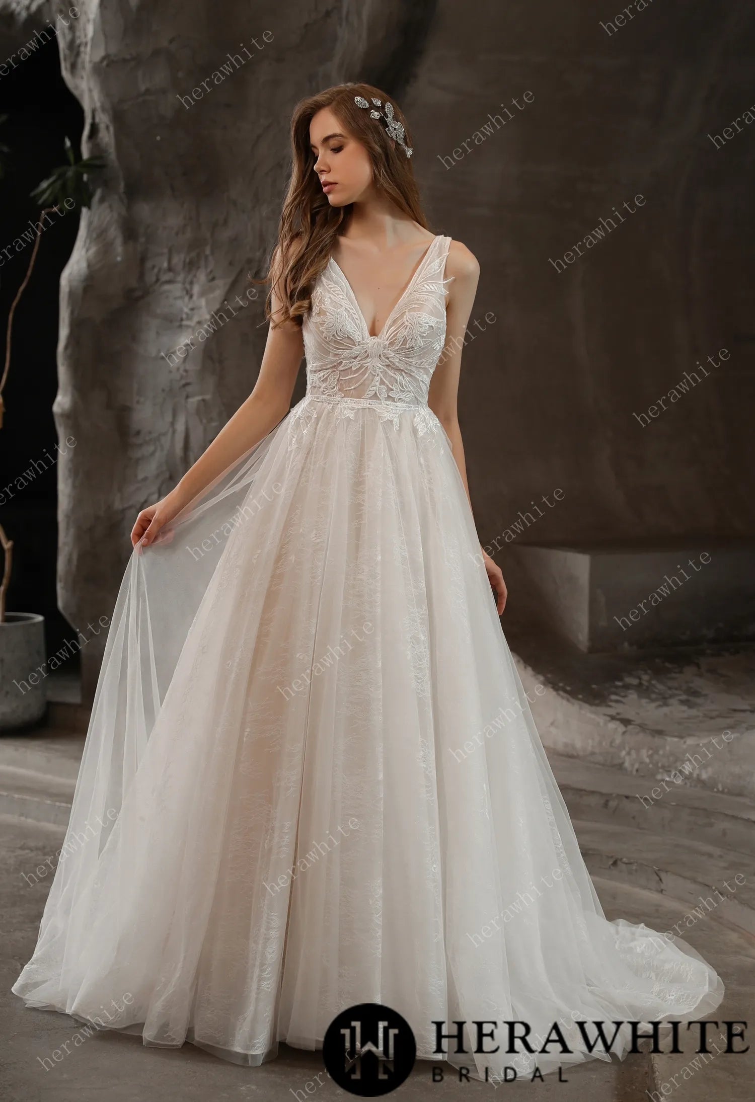 Lovely Lace V-neck wedding dress with Tulle Skirt