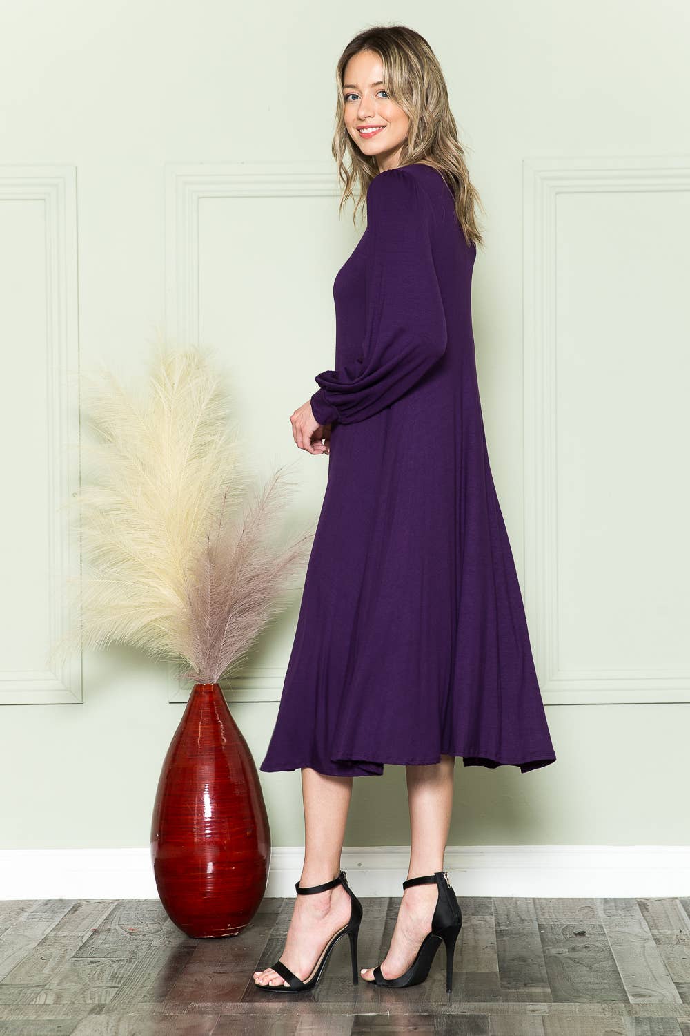 Bishop Sleeve Midi Dress: EGGPLANT / S
