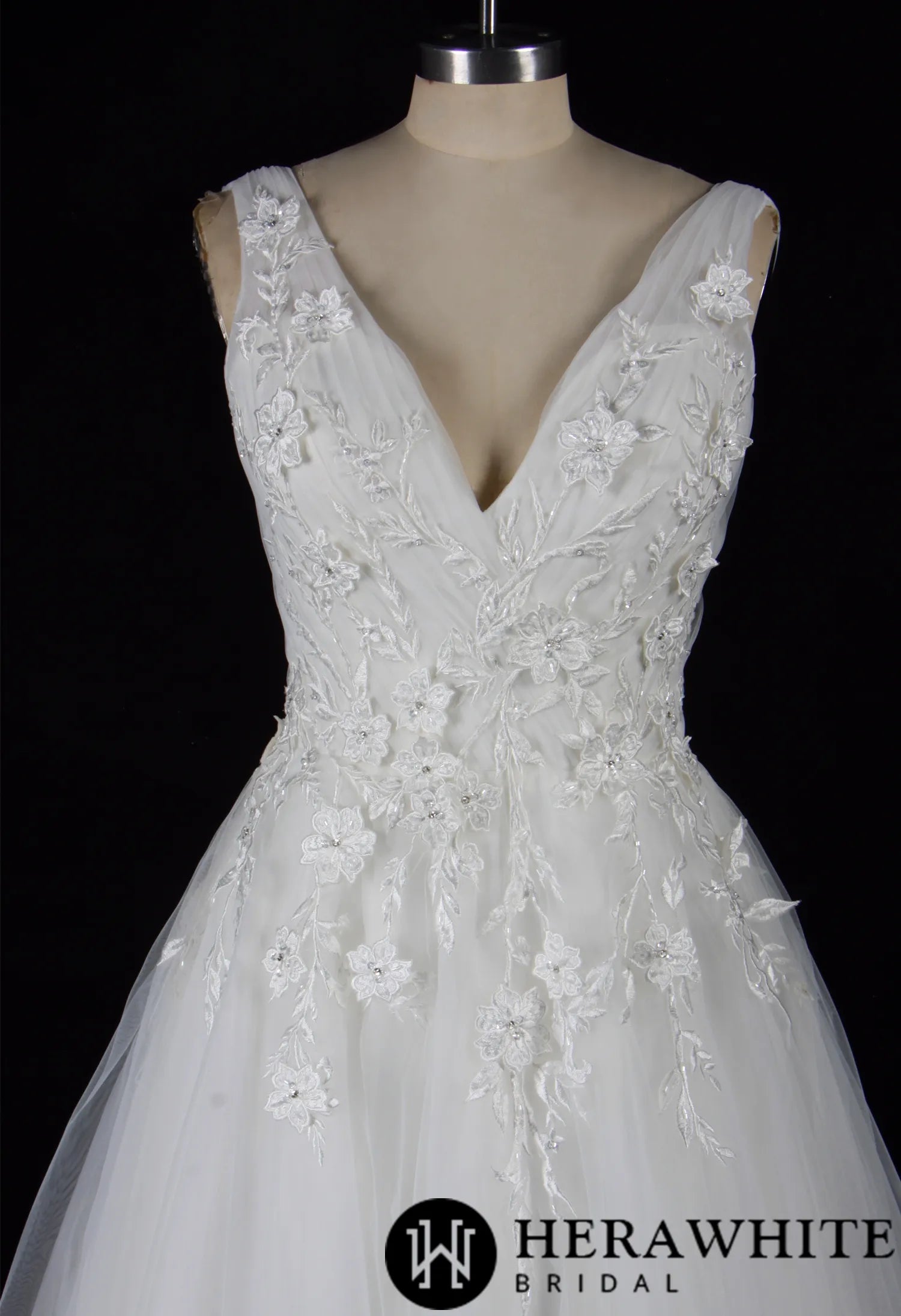 Romantic Beaded Floral Lace Wedding Dress