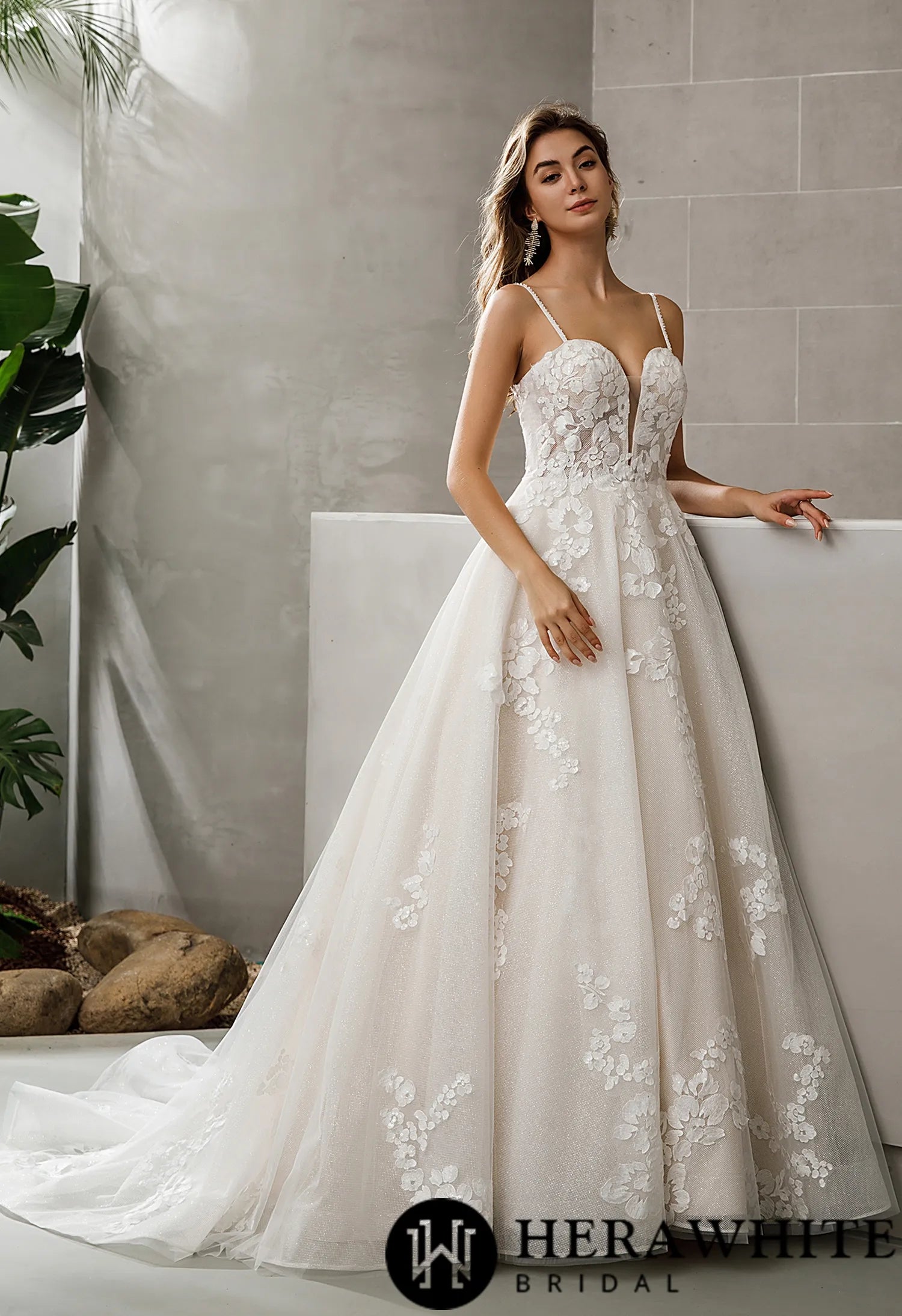 Plunging Sweetheart Floral Lace Glitter A-line Wedding Dress