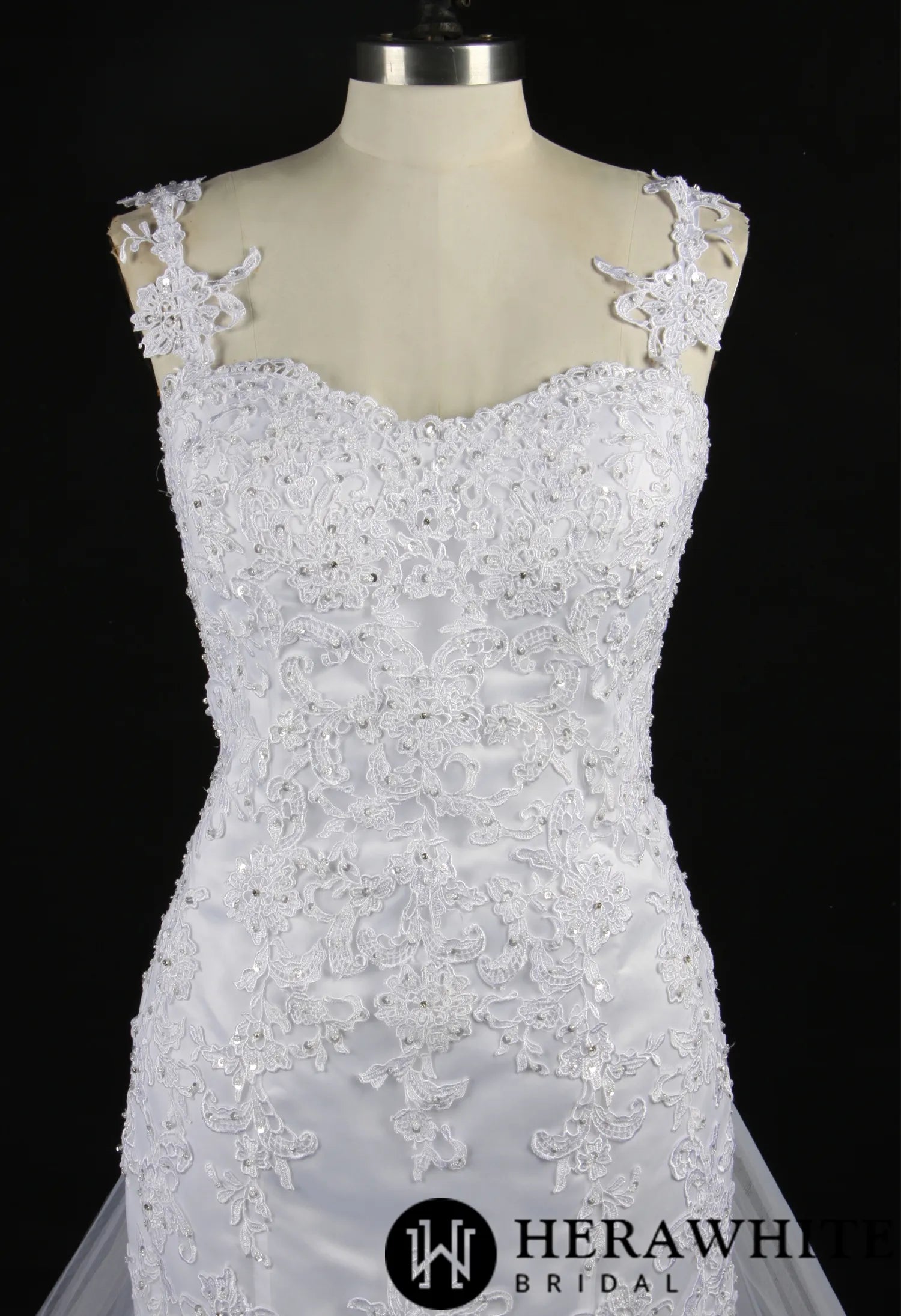 Romantic Strap Lace Tulle Mermaid Wedding Gown