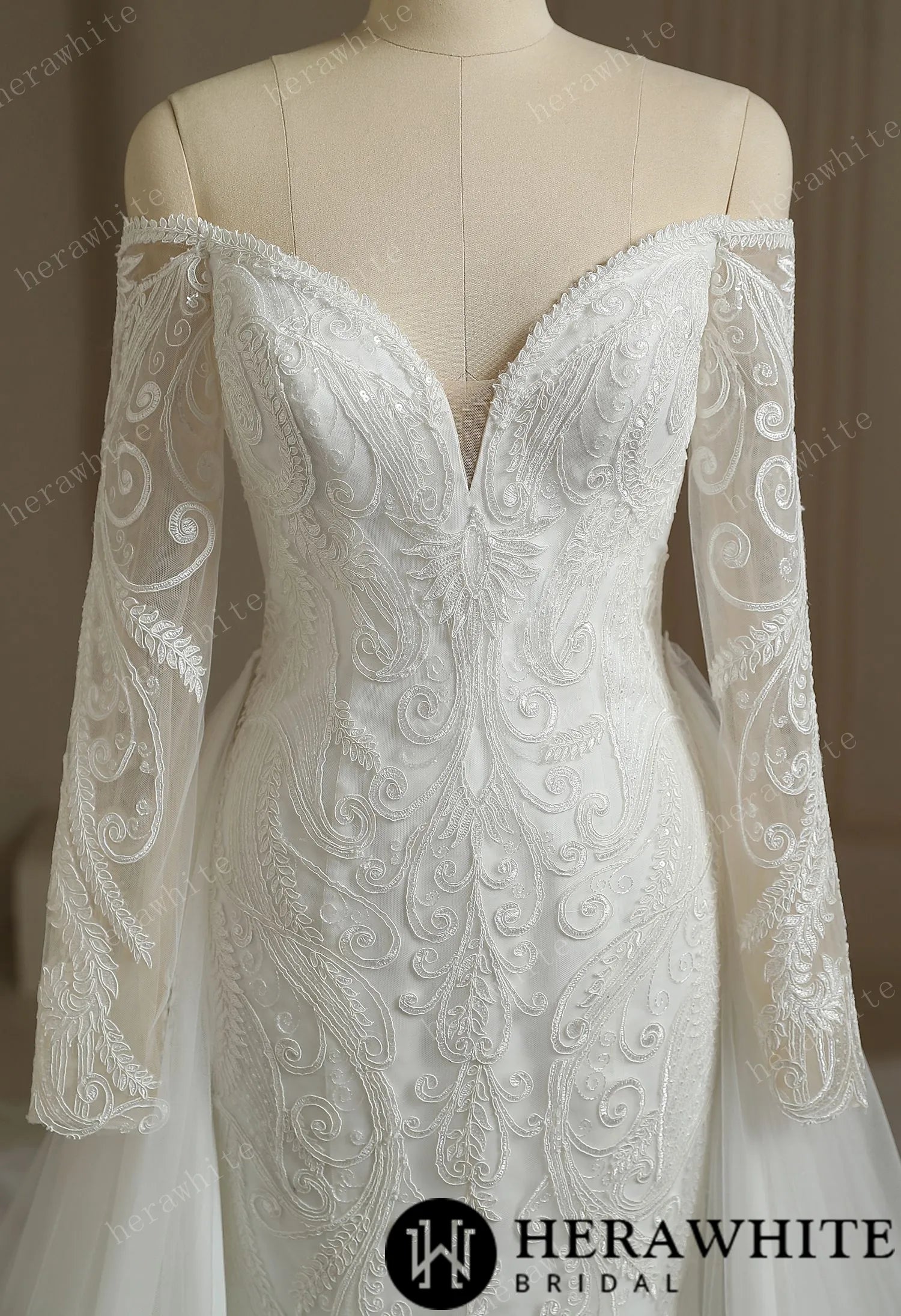 Exquisite Lace Mermaid Wedding Dress With Detached Train