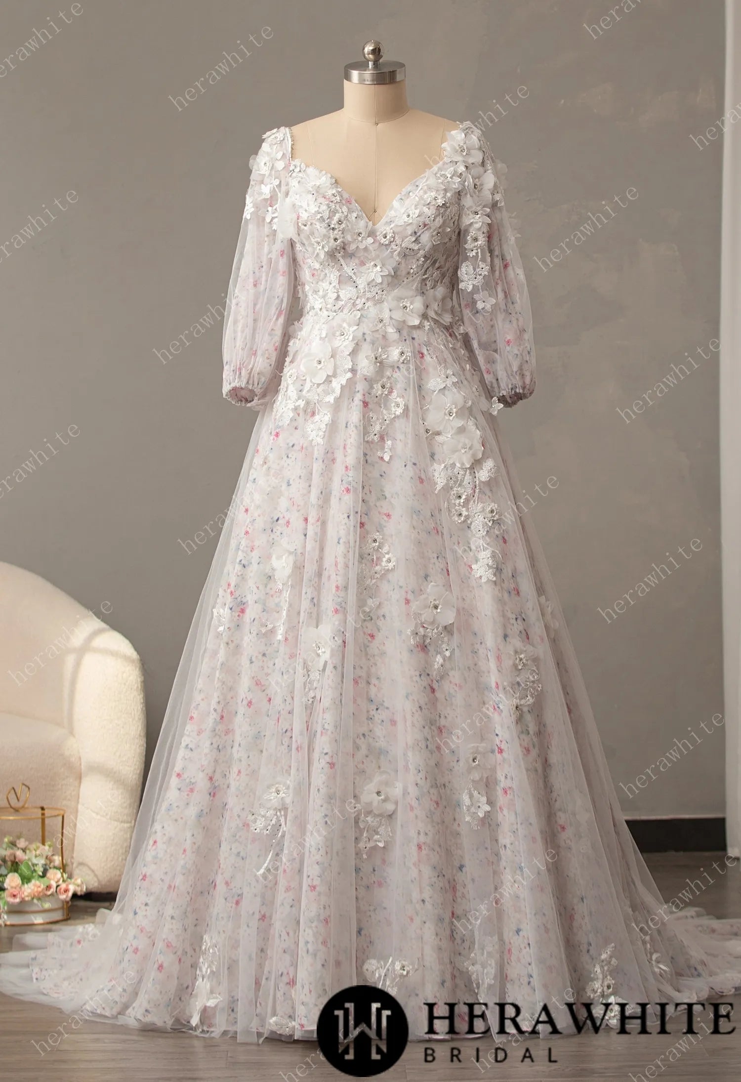 Floral 3D Lace A-Line Wedding Dress with Detachable Sleeve