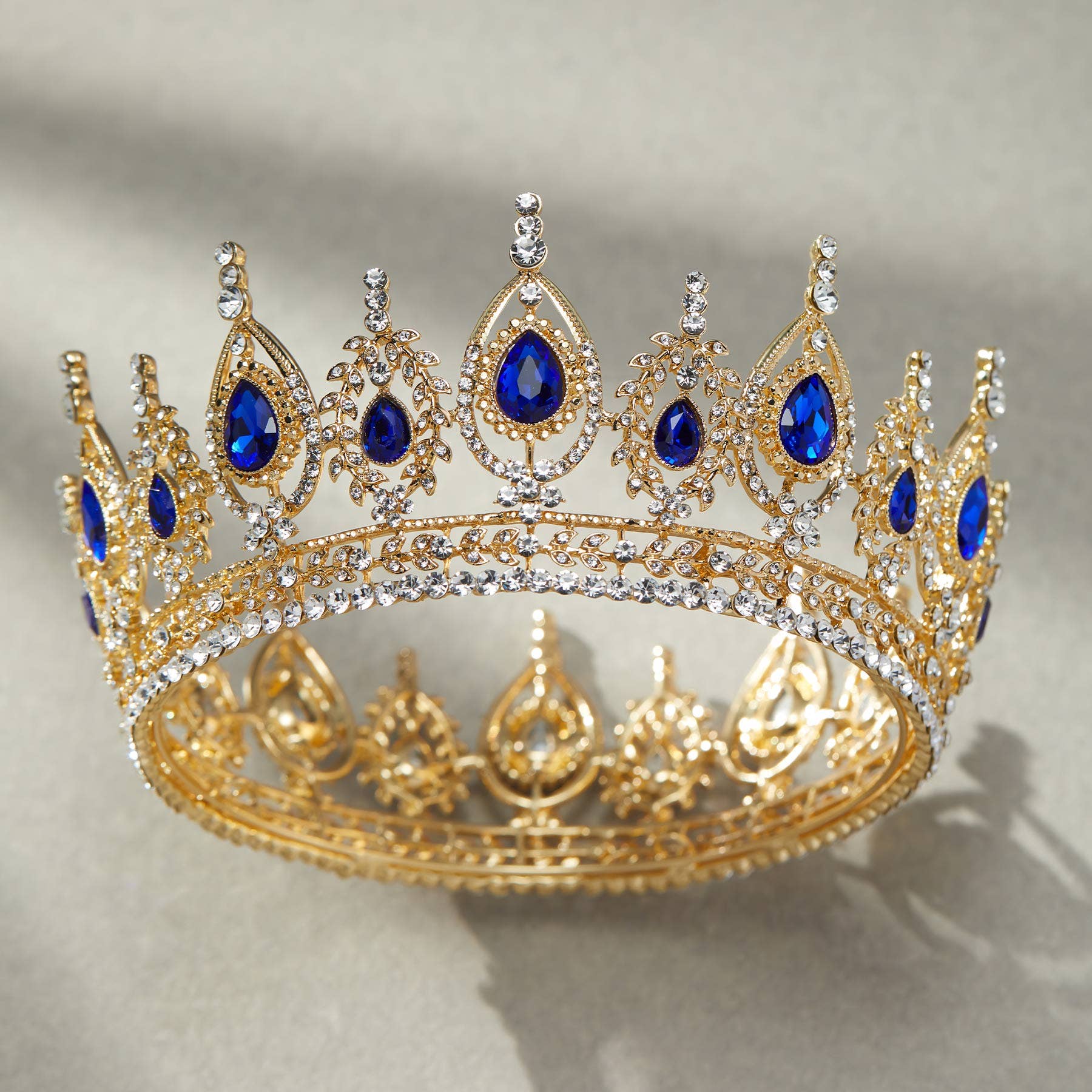 SWEETV Royal Queen Crown for Women: Antique Gold