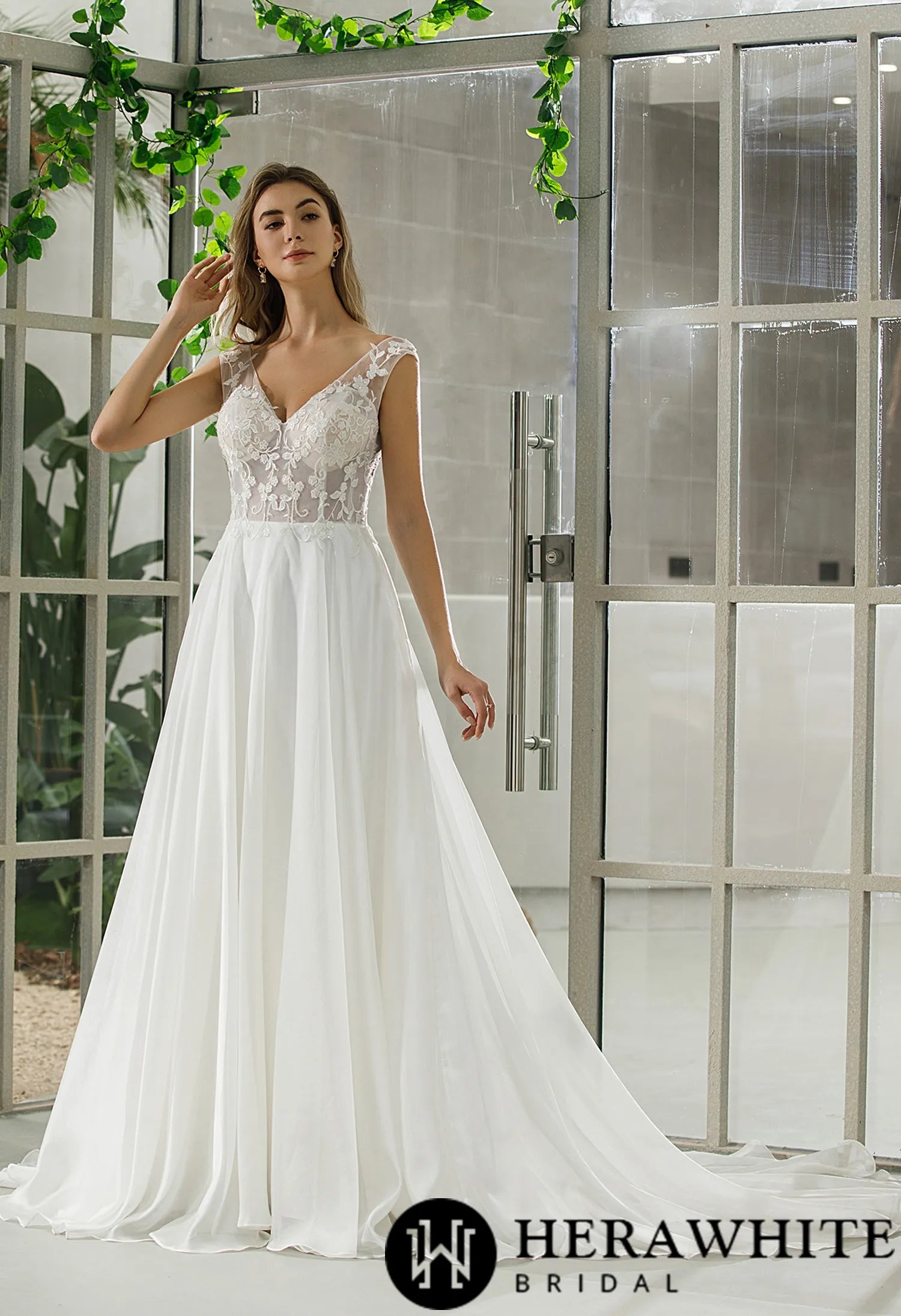 Sleeveless Illusion Lace Organza Wedding Dress