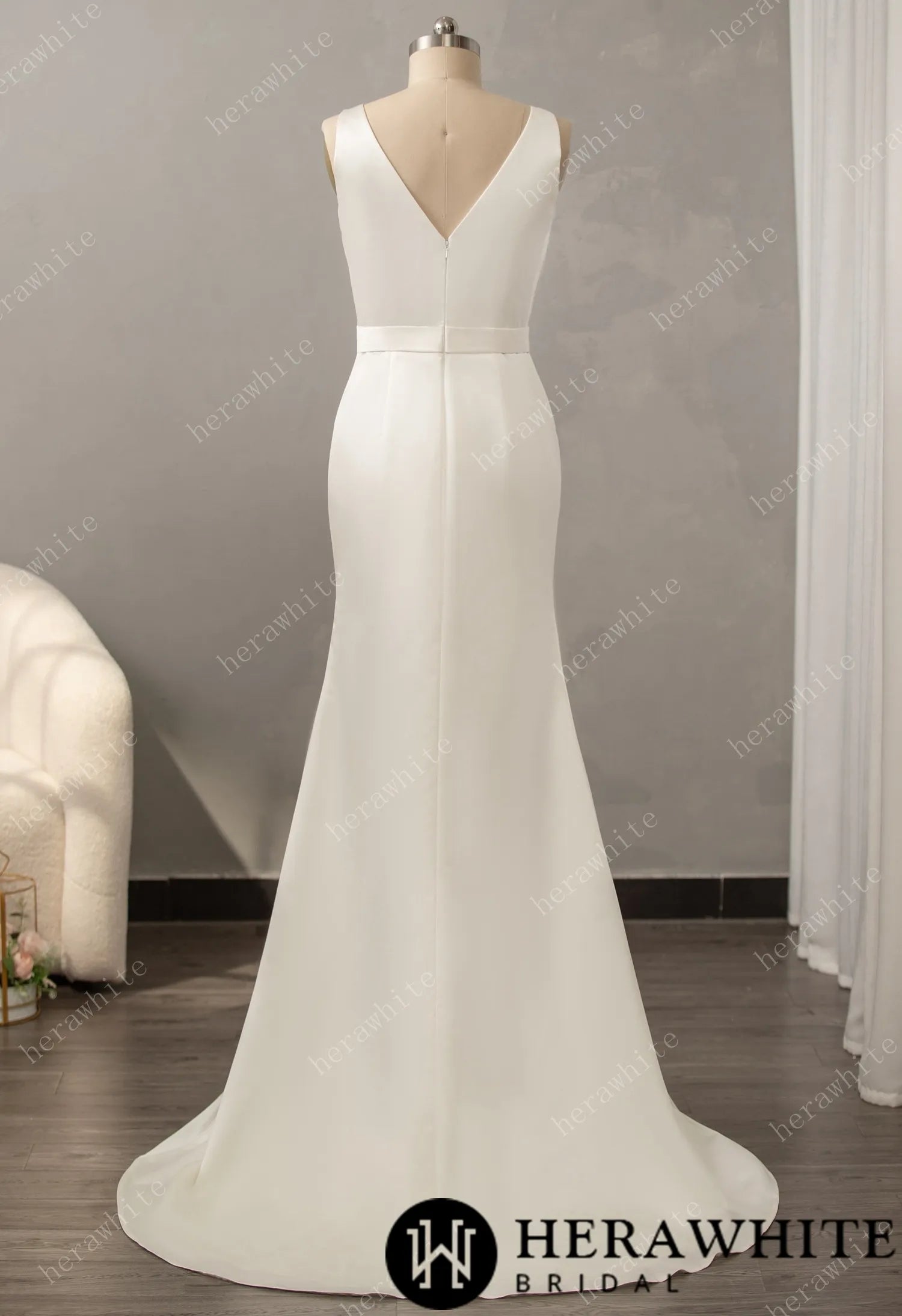 Modern V-neck Fit-and-Flare Wedding Dress