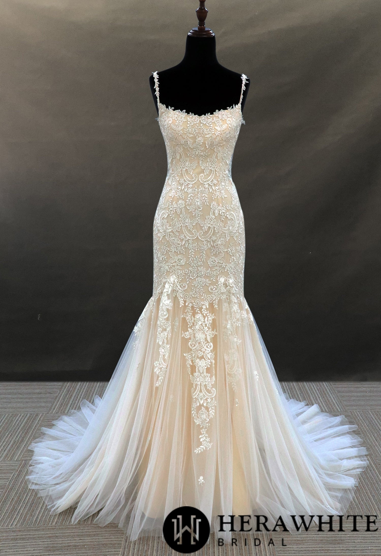 Feminine Floral Lace Fit and Flare Wedding Dress
