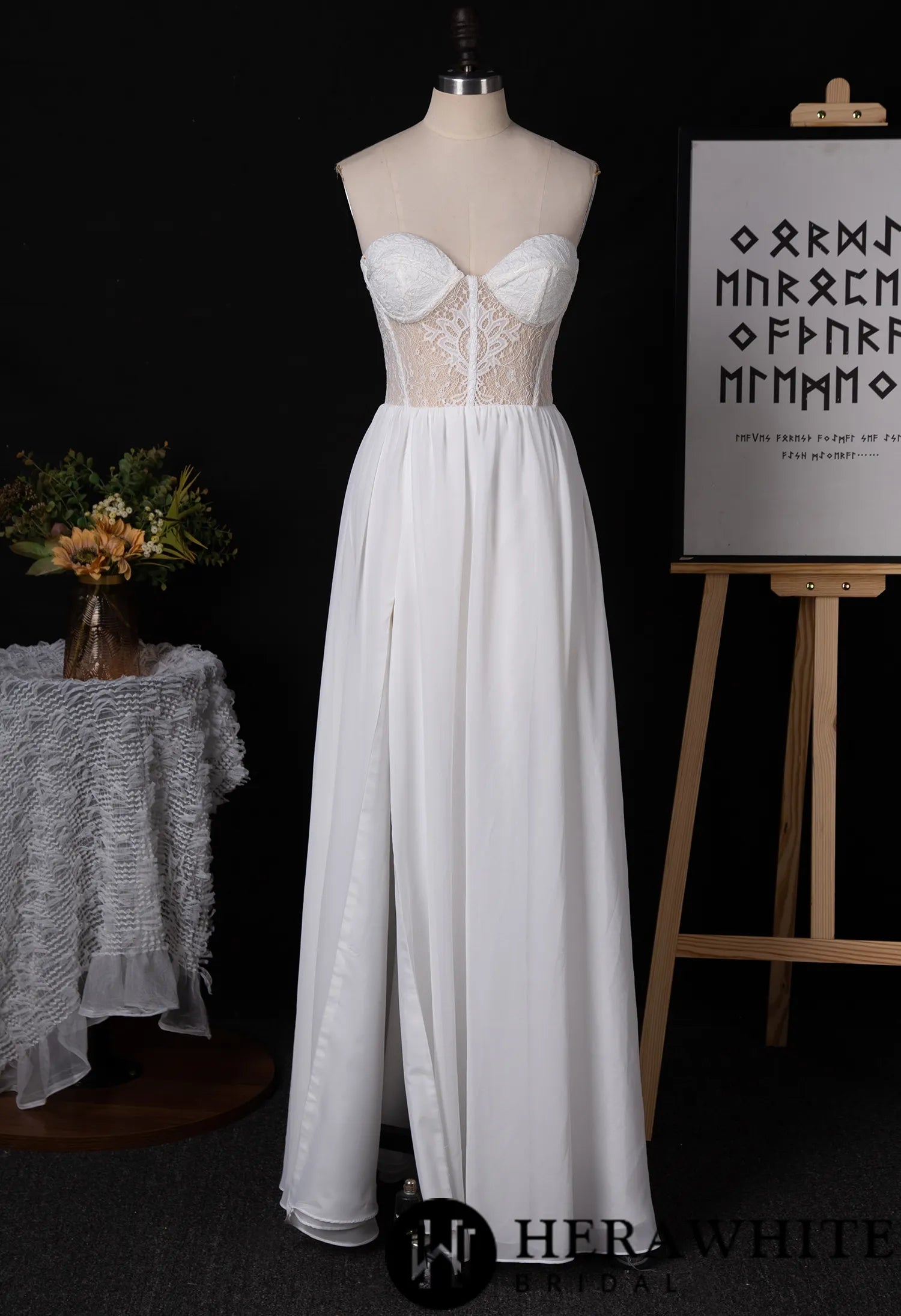 Strapless Sweetheart Chiffon Wedding Dress