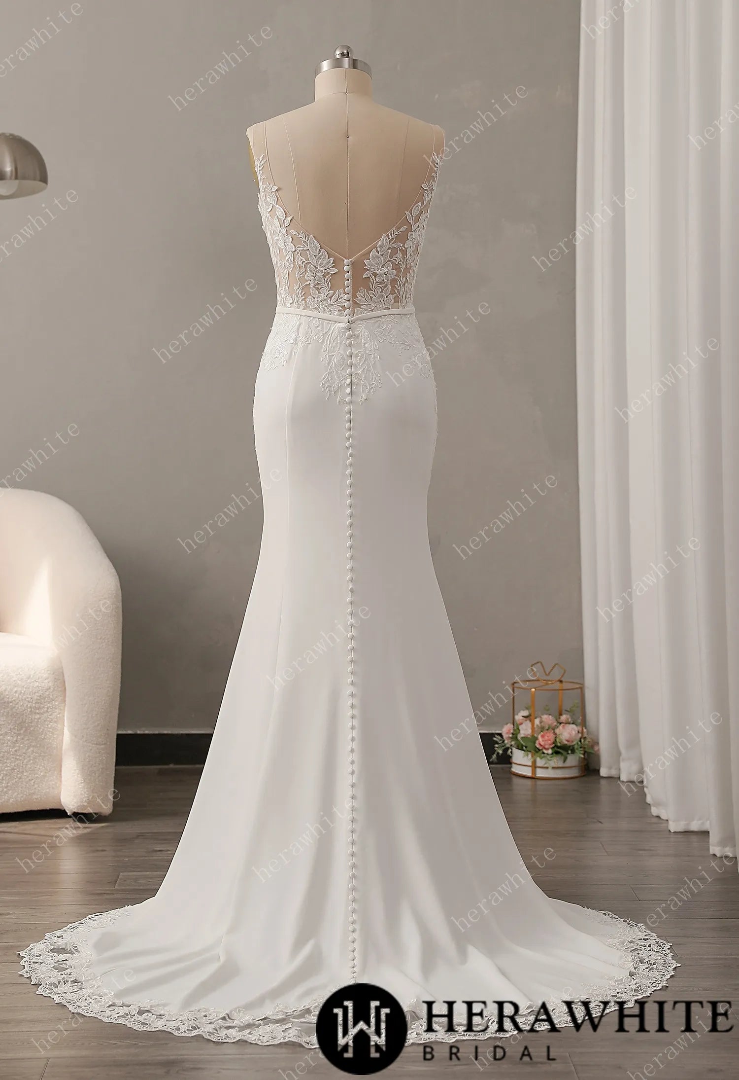 Romantic Lace Sheath Wedding Dress with Low Back