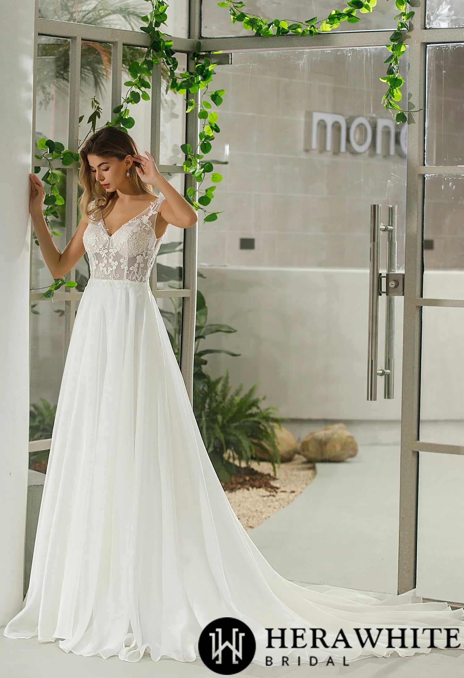 Sleeveless Illusion Lace Organza Wedding Dress