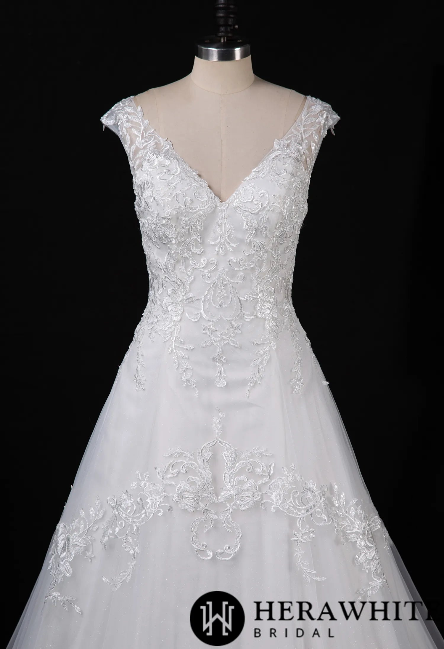 Romantic Lace Wedding Dress With Cap Sleeve