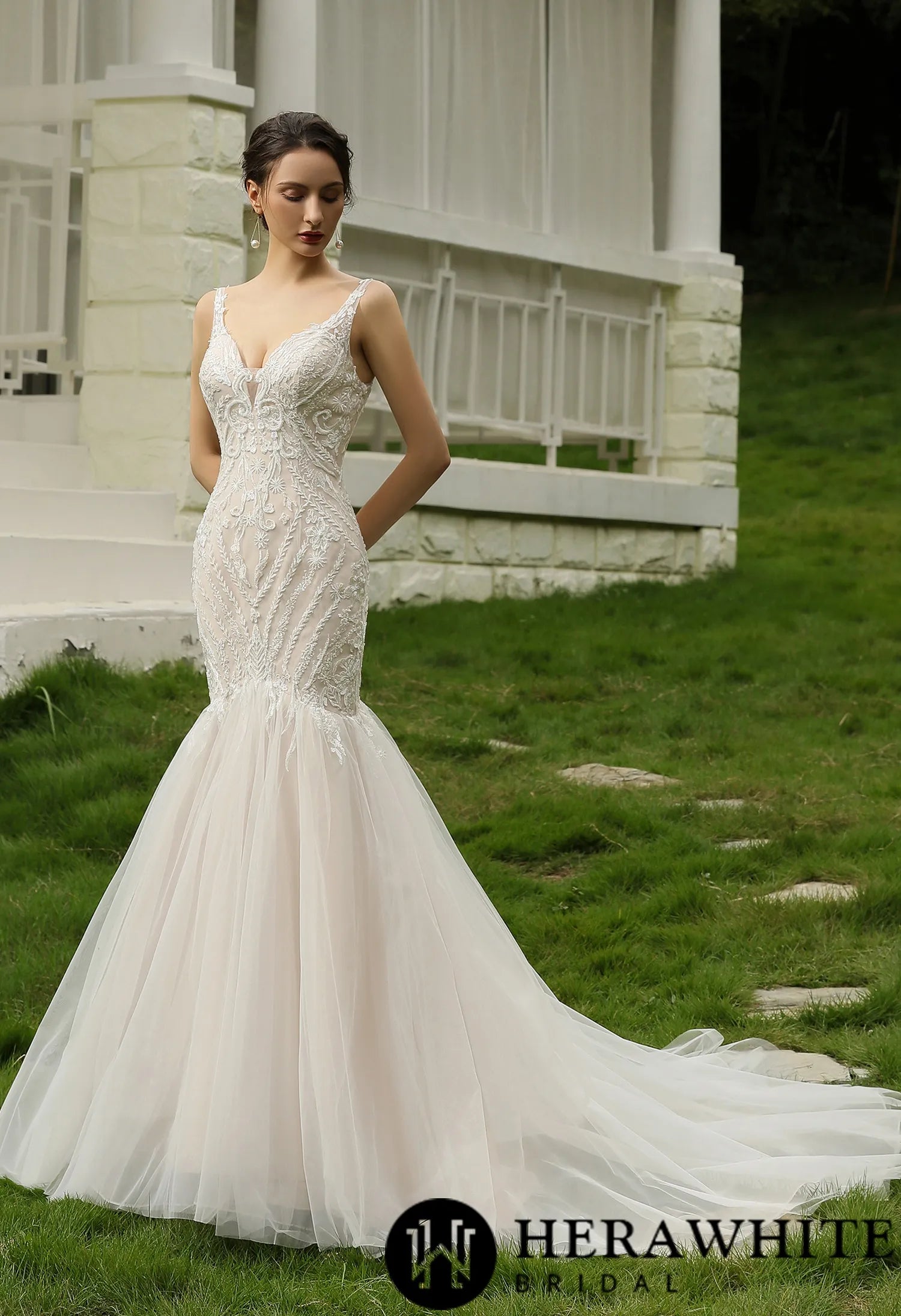 Elegant Beaded Lace Trumpet Tulle Bridal Gown