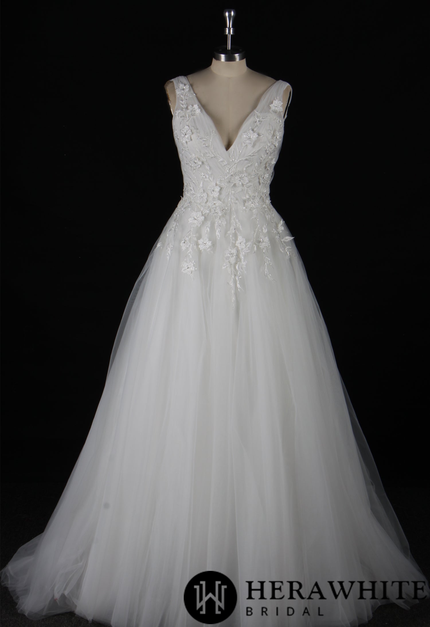 Romantic Beaded Floral Lace Wedding Dress