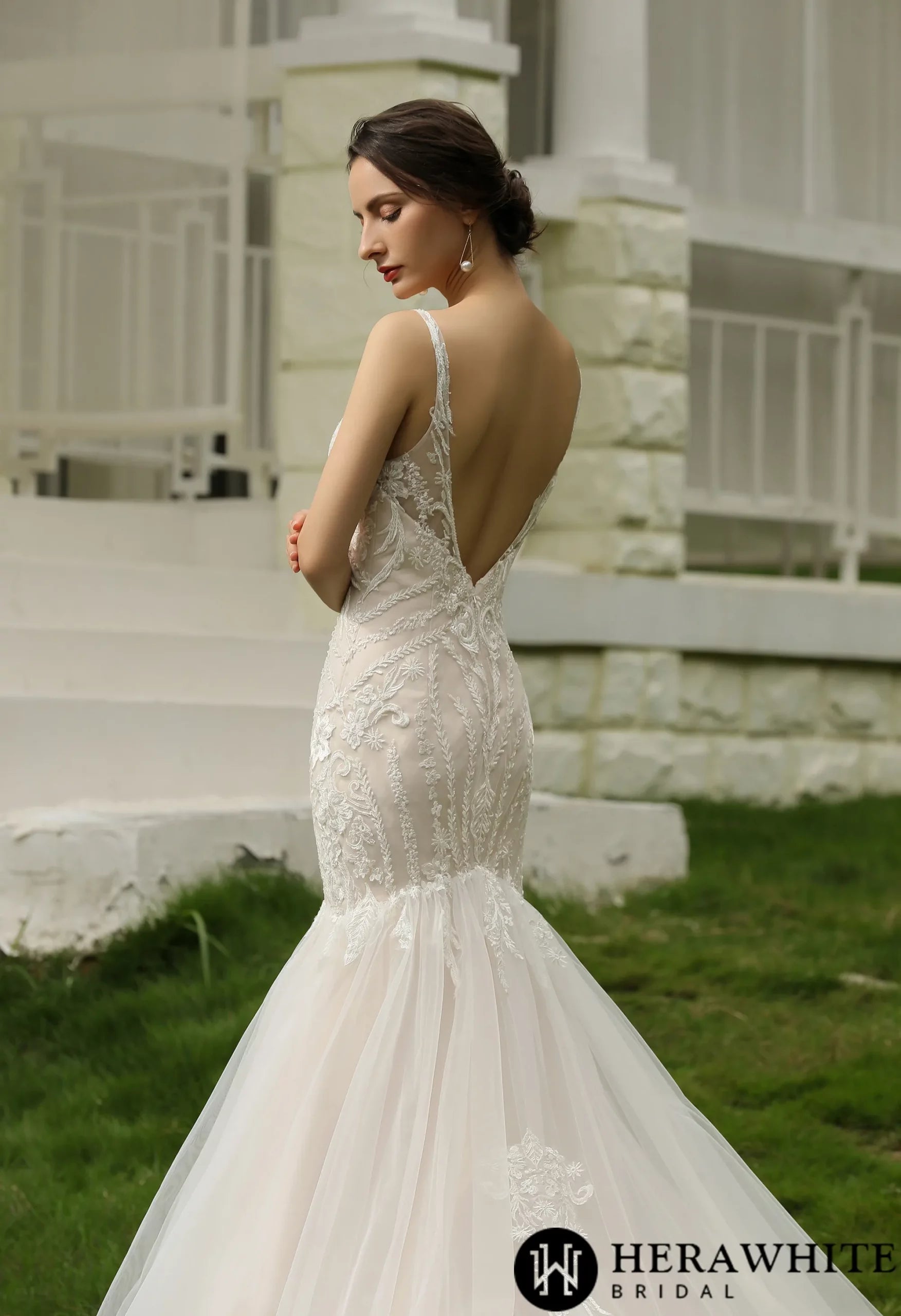 Elegant Beaded Lace Trumpet Tulle Bridal Gown