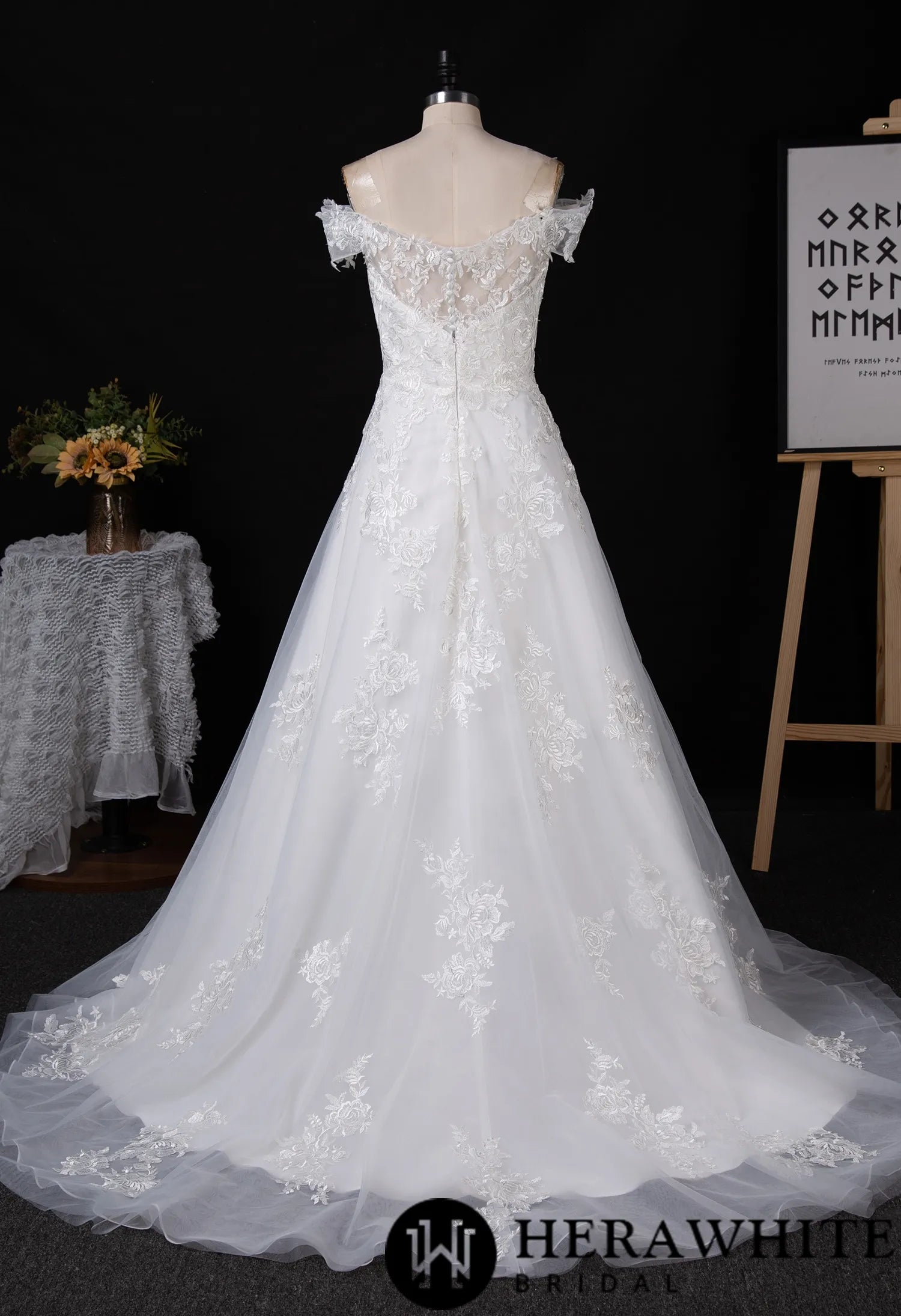 Modern Off-shoulder A-line Wedding Dress