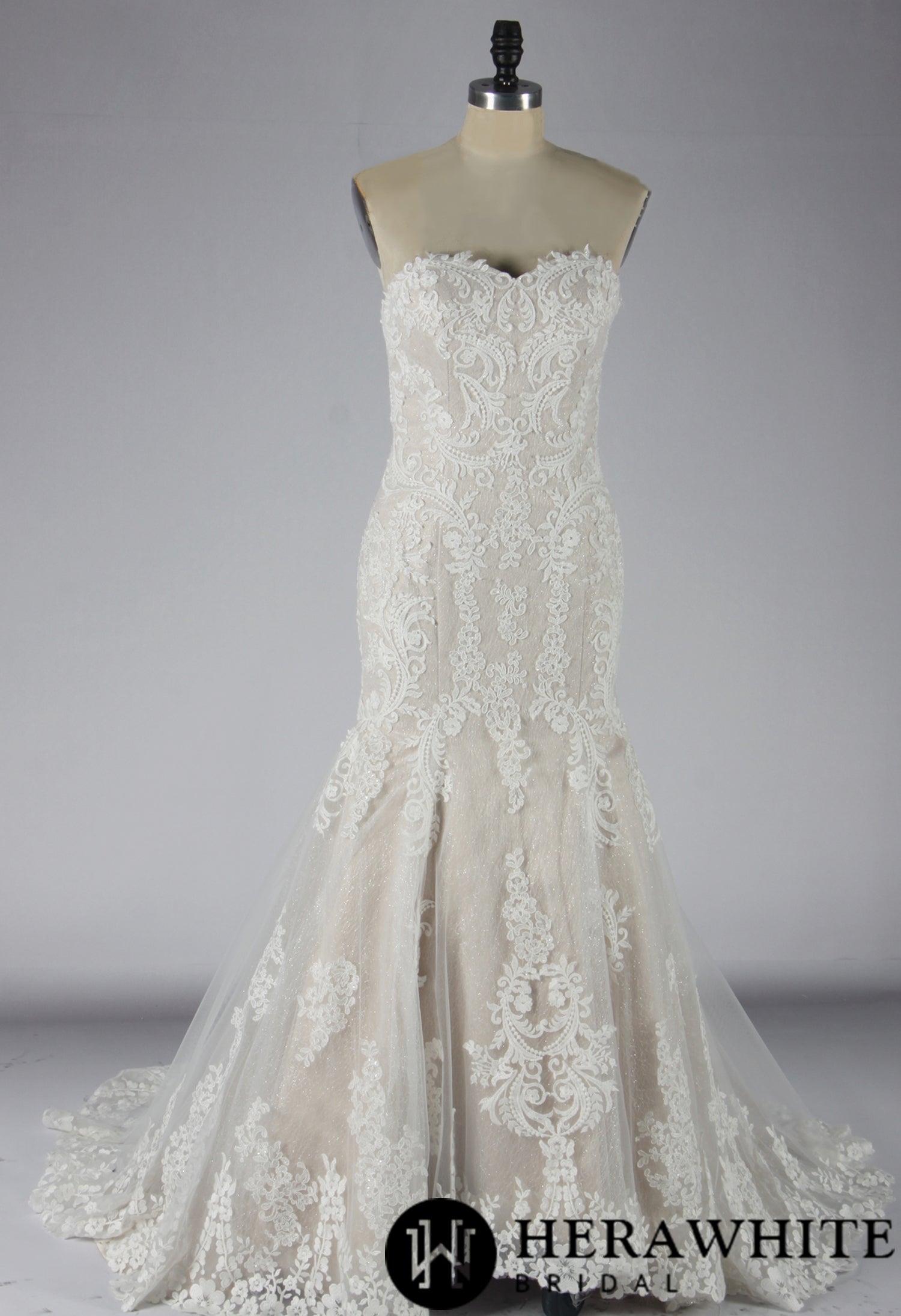 Luxury Strapless Lace Mermaid Wedding Dress