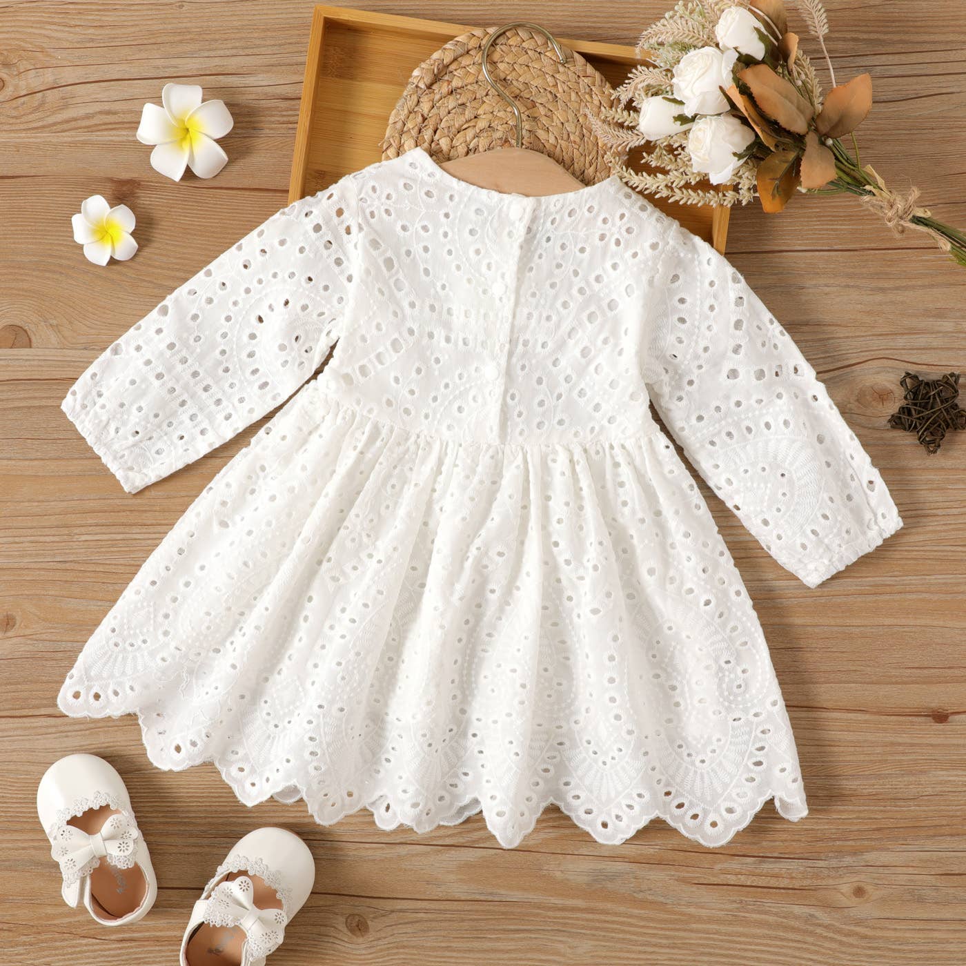 Baby Girl Solid White Hollow Out Long-sleeve Dress