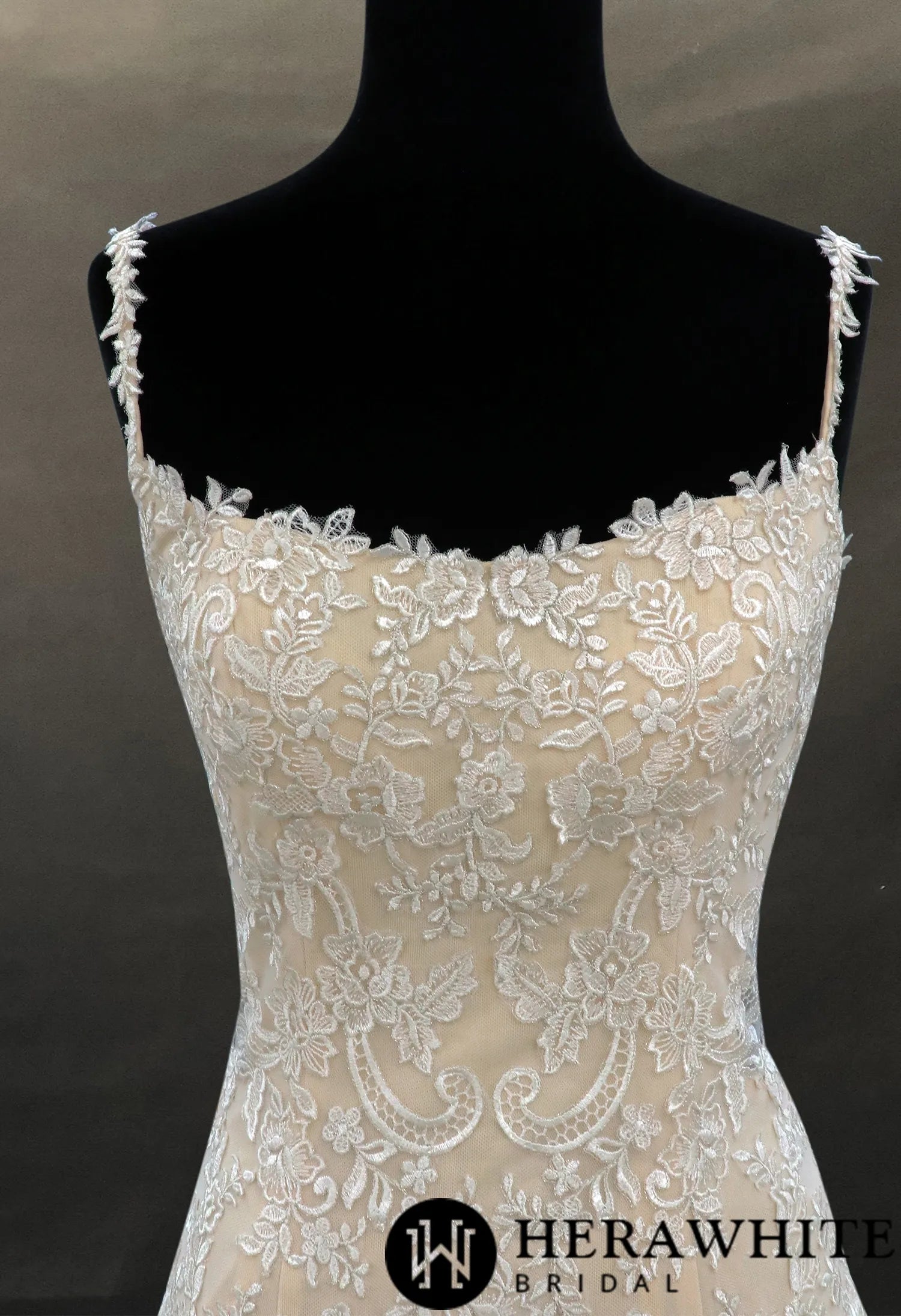 Feminine Floral Lace Fit and Flare Wedding Dress
