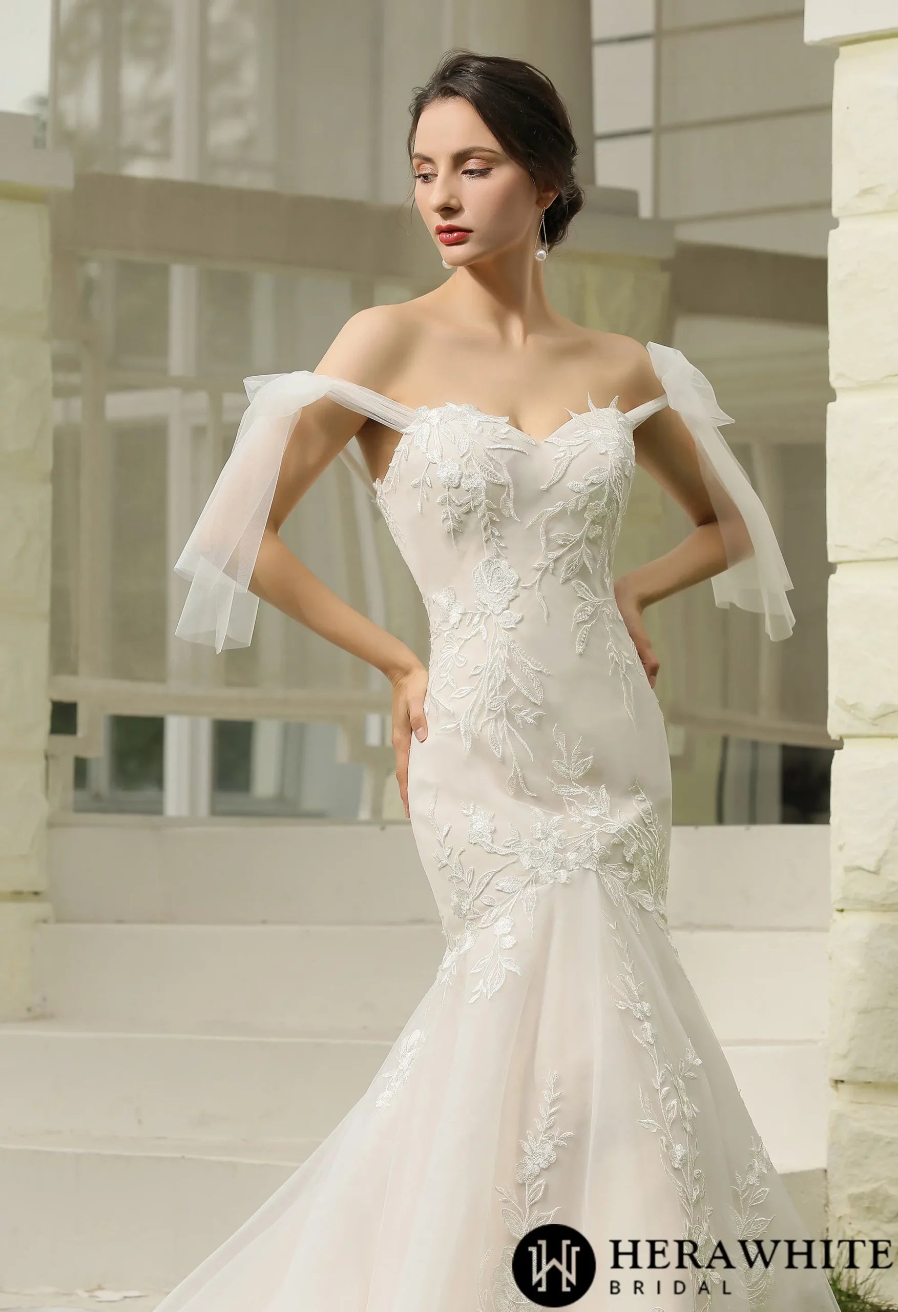 Floral Lace Mermaid Bridal Gown With Detachable Tulle Straps