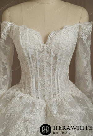 Short Lace Wedding Dresses With Long Sleeve