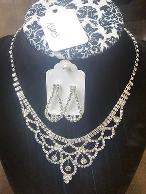Necklace F&A
