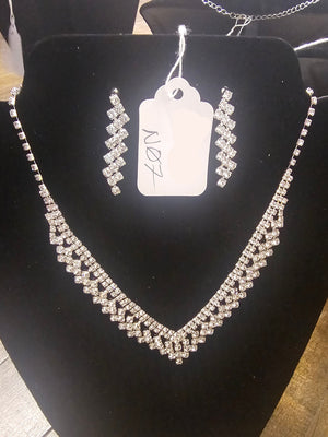 Necklace F&A