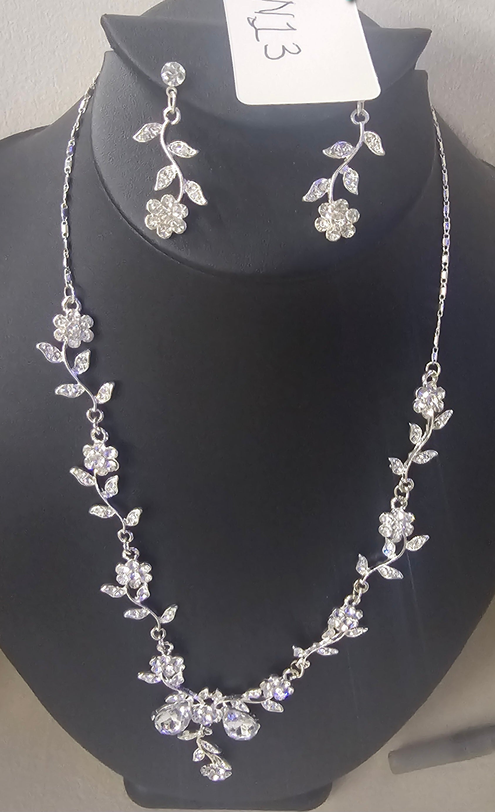 Necklace F&A