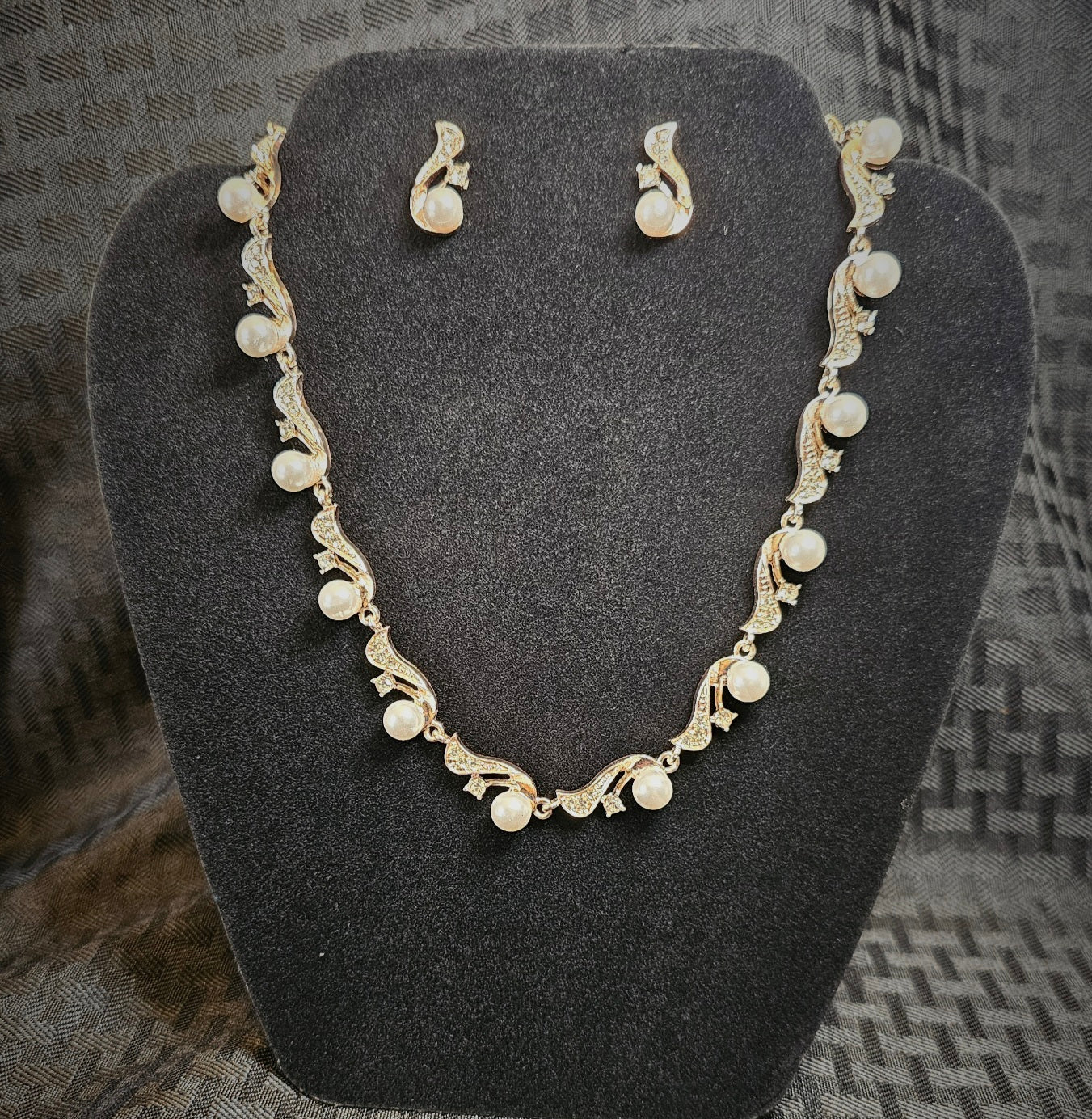 Necklace F&A