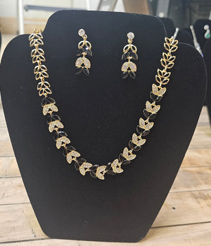 Formal jewelry (1)