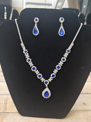 Formal jewelry (1)