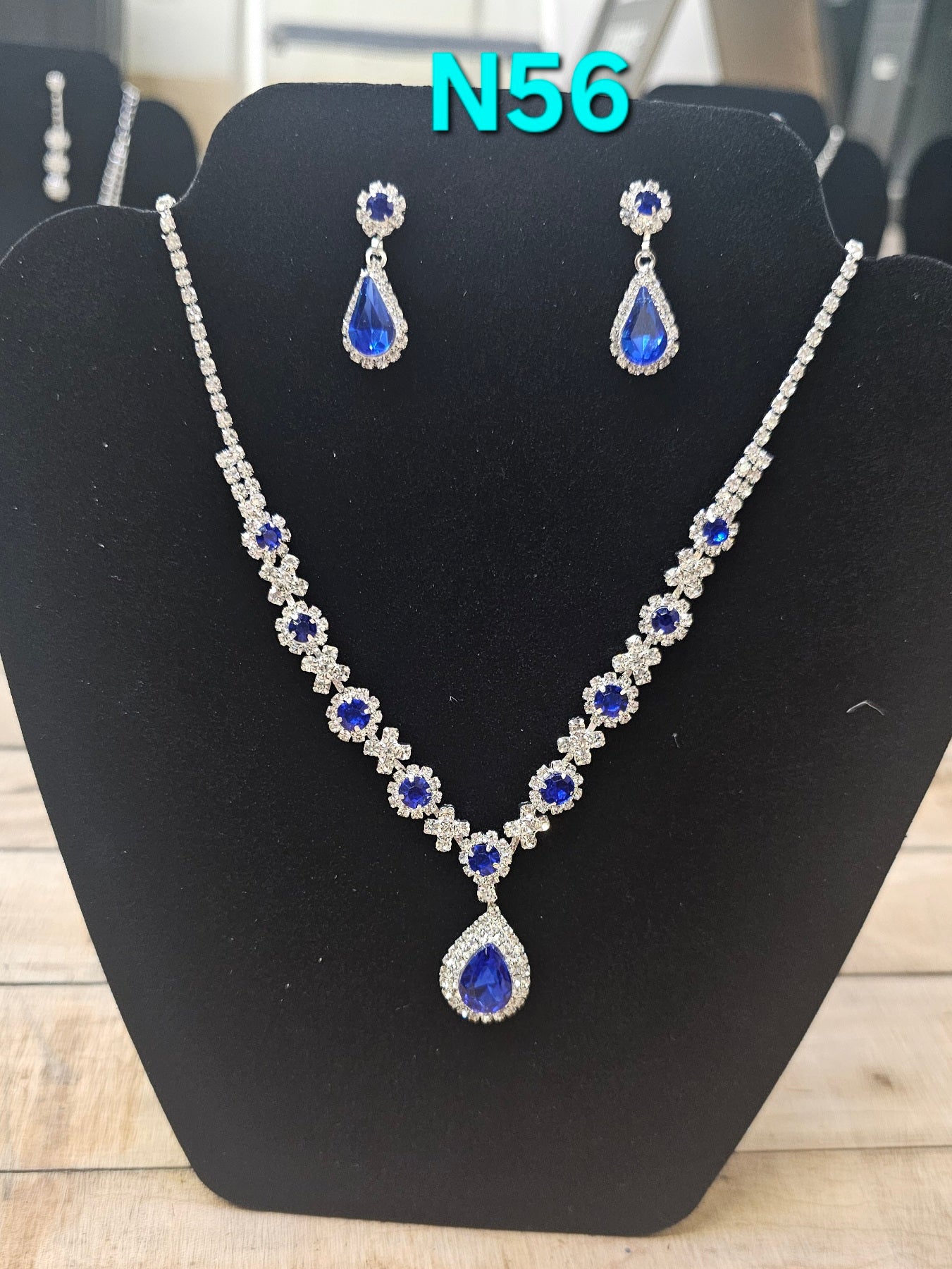 Formal jewelry (1)