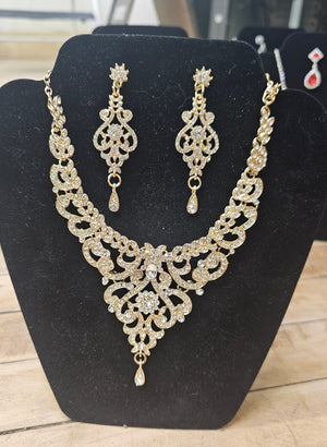 Formal jewelry (1)
