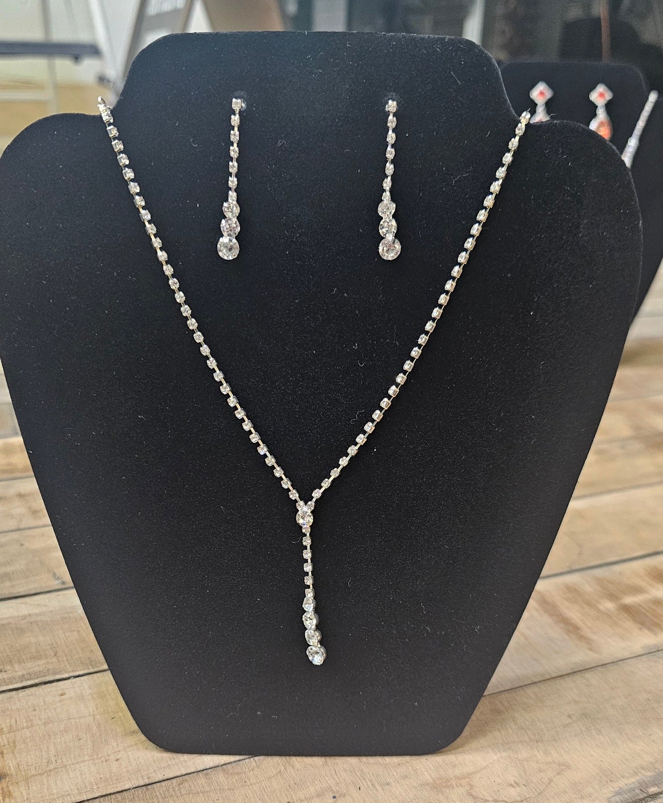 Formal jewelry (1)