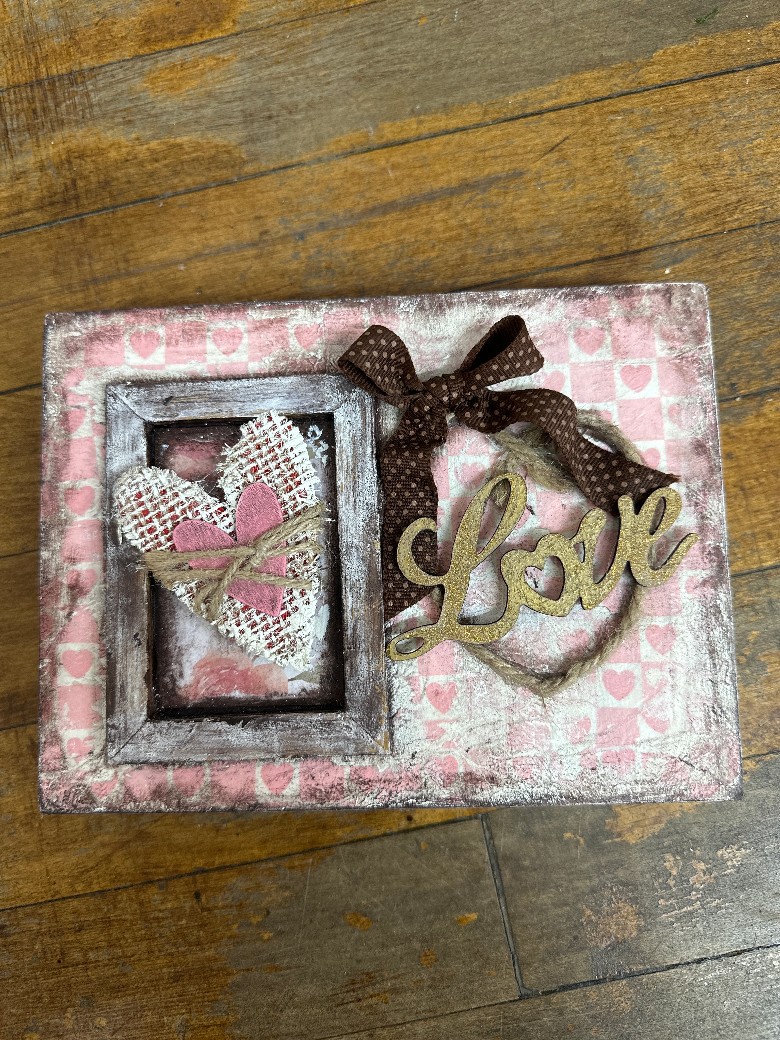 Rustic love sign