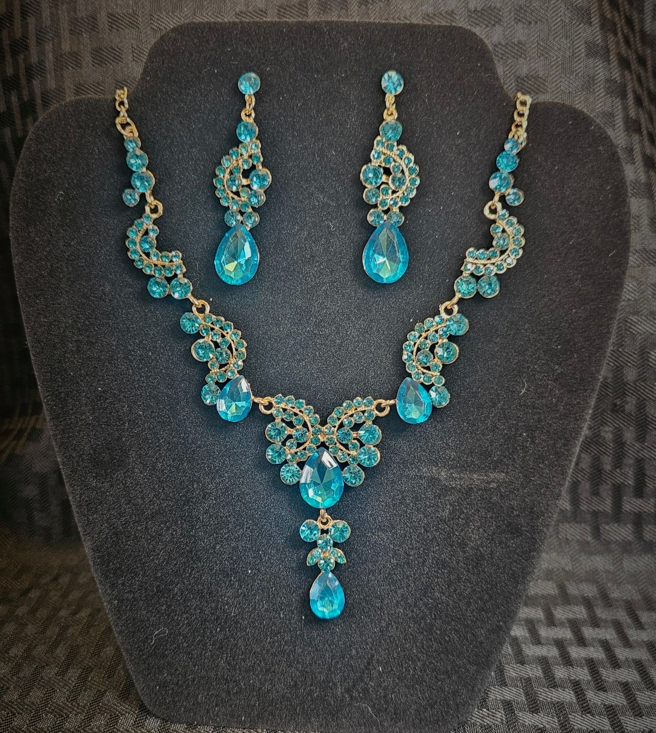 Necklace F&A N21-40