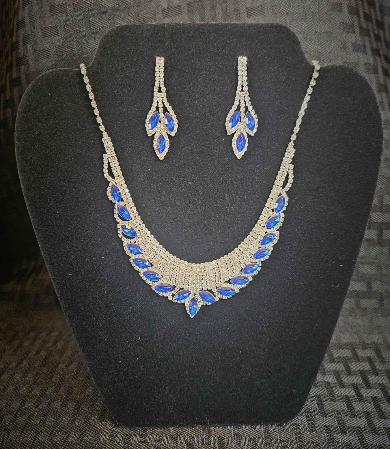 Necklace F&A N21-40