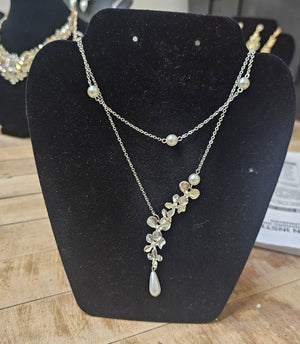 Formal jewelry (1)