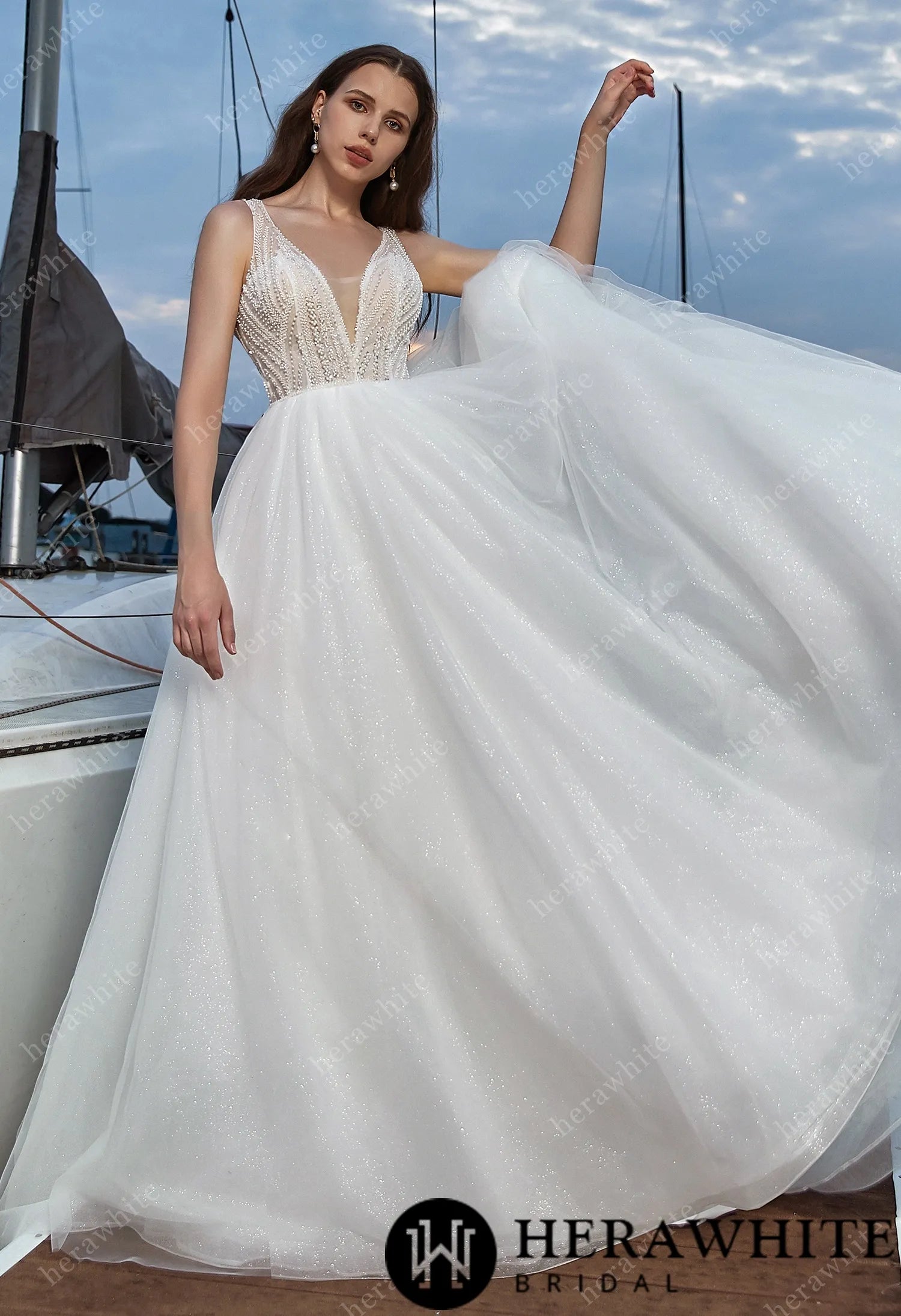 Modern Sparkly Glitter Tulle A-line Wedding Dress with V-neckline