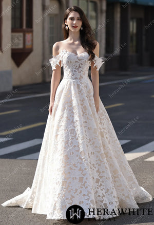 Romantic Off-the-Shoulder  Princess Dress In Floral Lace HW3824