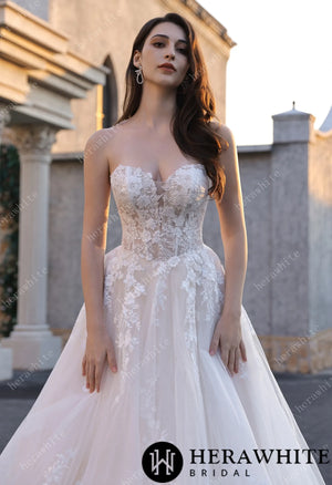 Timeless Romantic Wedding Dress With Detachable Long Sleeves HW3811