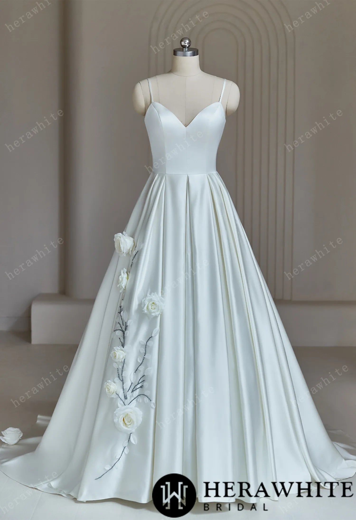 Sophisticated A-Line Wedding Dress With Spaghetti Straps