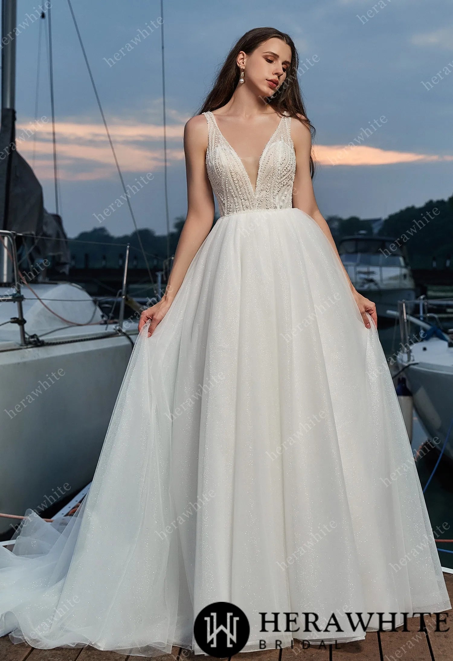 Modern Sparkly Glitter Tulle A-line Wedding Dress with V-neckline