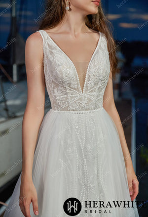 Tulle V-Neck Sleeveless A-Line And Sexy Split Wedding Dress