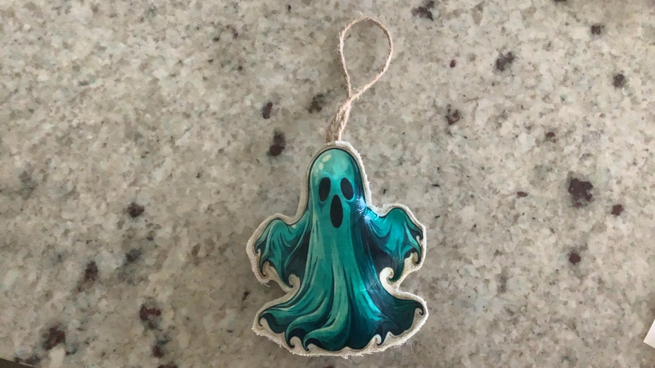 Halloween hangers/tray fillers