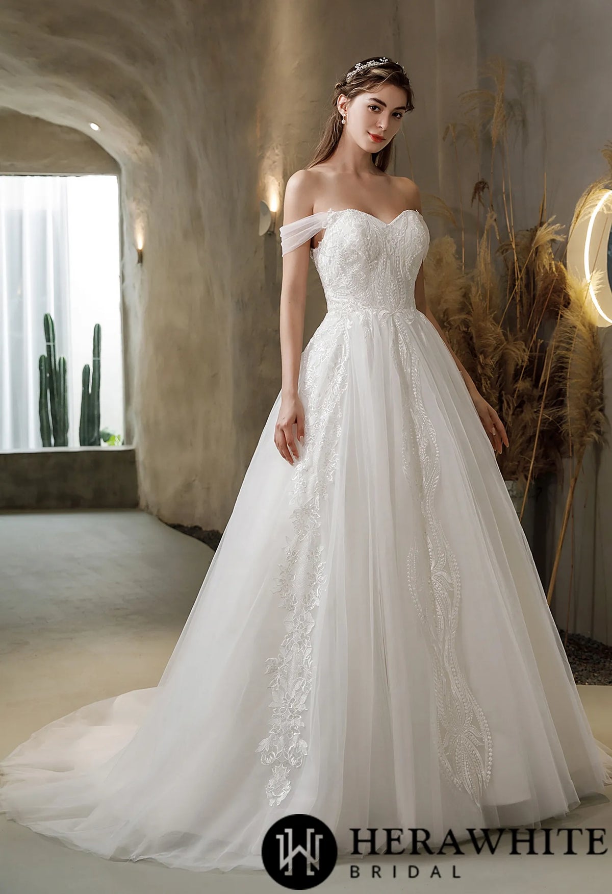 Princess Sweetheart Lace Tulle Ballgown Wedding Dress HW2526