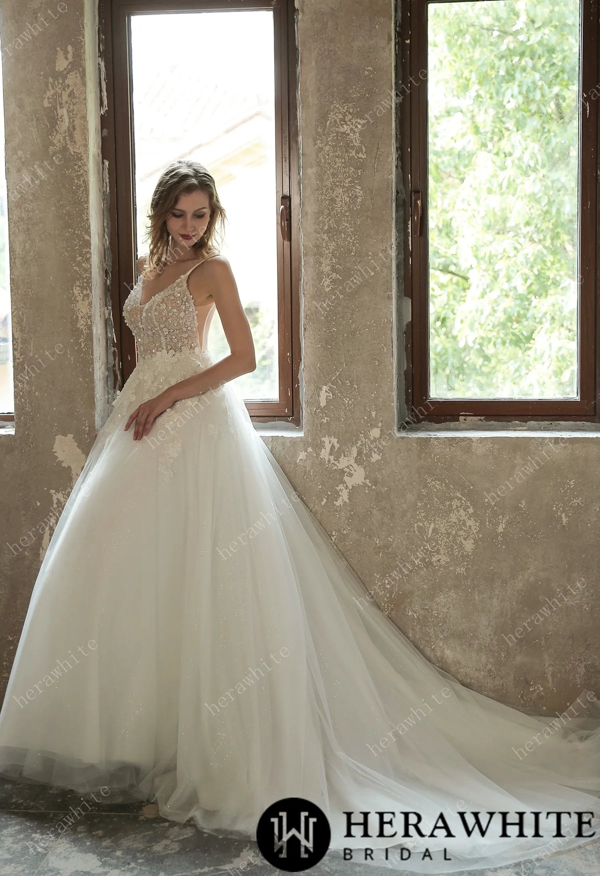 Sparkly Sequined Floral Tulle Ballgown V-neck Wedding Dress HW3035