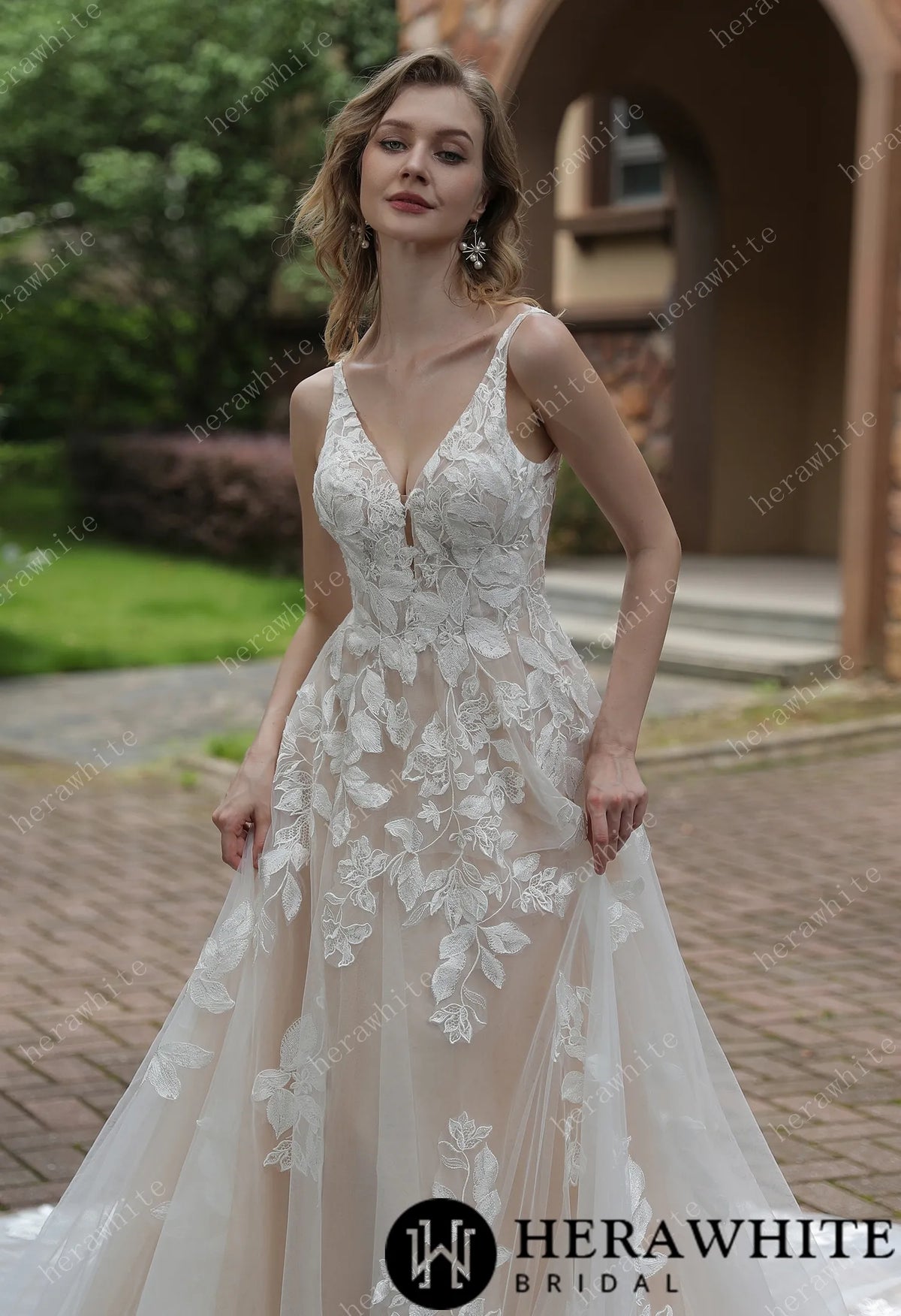 Luxurious Floral Lace  A-Line Sheer Train Wedding Dress HW3039