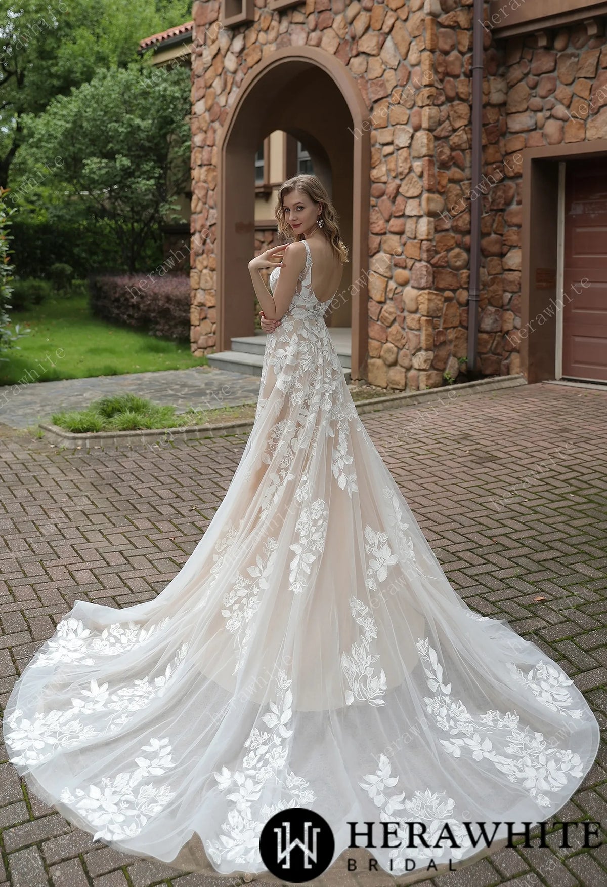 Luxurious Floral Lace  A-Line Sheer Train Wedding Dress HW3039