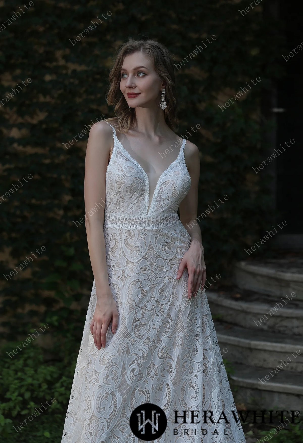 Summer Boho Lace Spaghetti Straps Wedding Dress HW3044