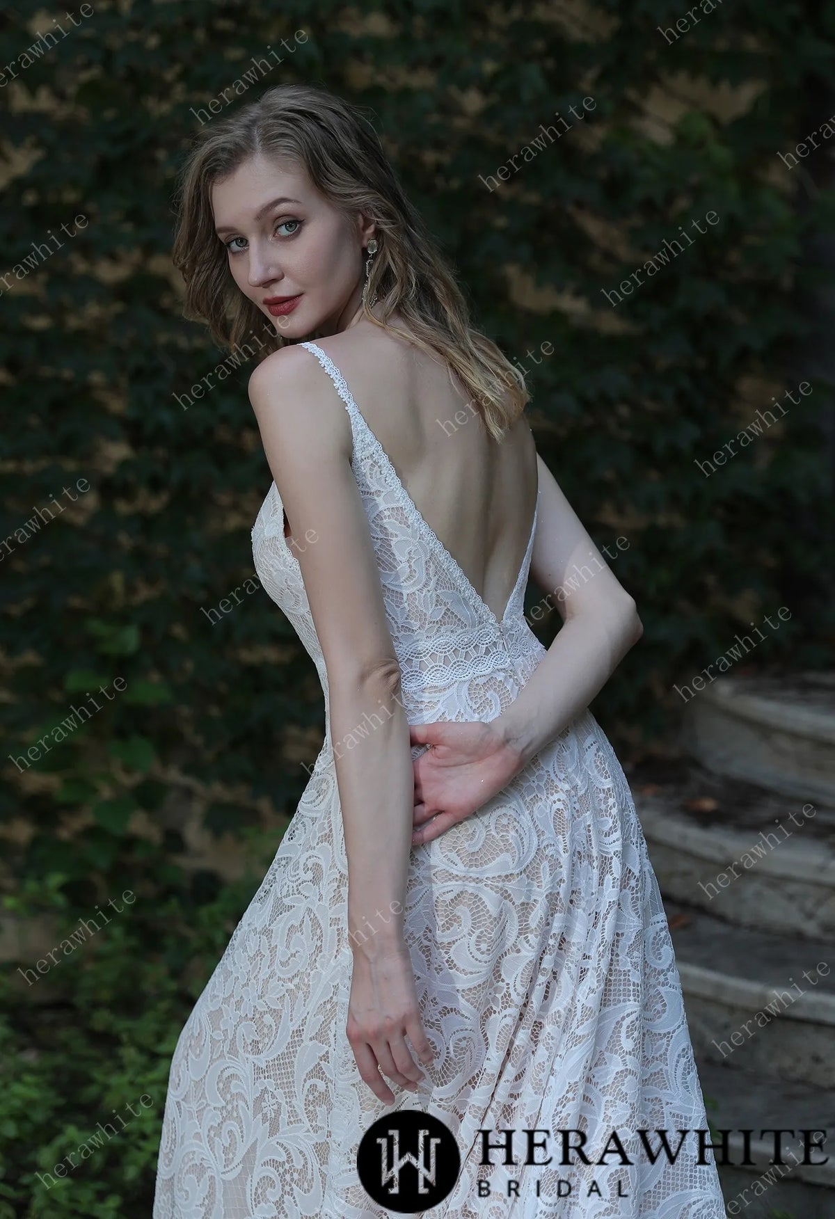 Summer Boho Lace Spaghetti Straps Wedding Dress HW3044
